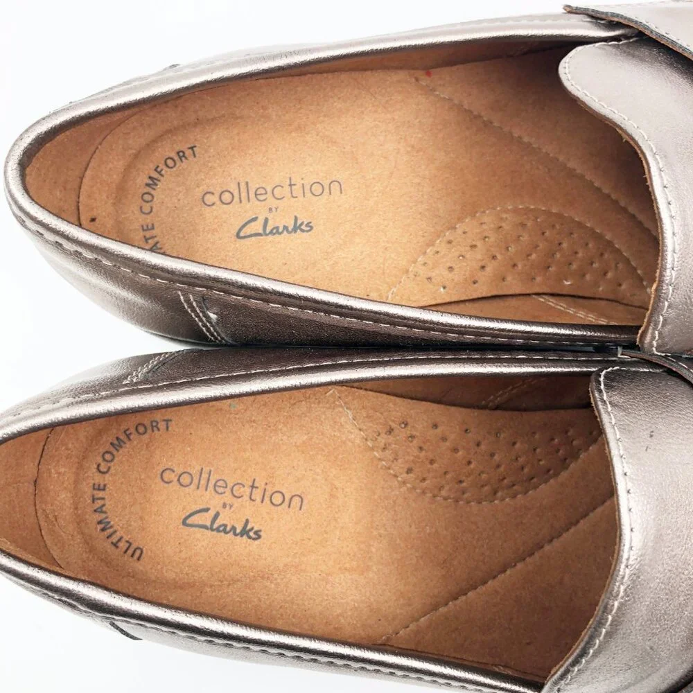 CLARKS Collection Shoes Womens 8.5 Bronze Shimmer Metallic Penny Loafers